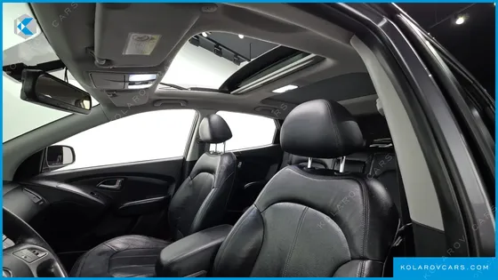 HYUNDAI TUCSON DIESEL 2WD LX20