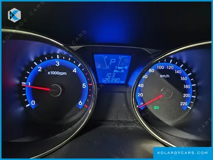 HYUNDAI TUCSON DIESEL 2WD LX20