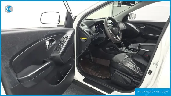 HYUNDAI TUCSON DIESEL 2WD LX20