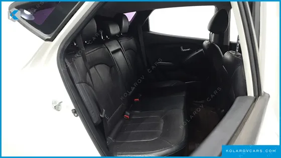 HYUNDAI TUCSON DIESEL 2WD LX20