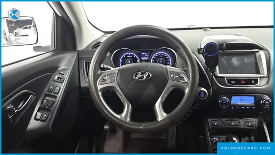 HYUNDAI TUCSON DIESEL 2WD LX20