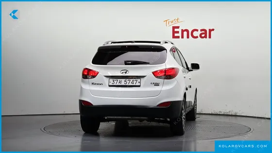 HYUNDAI TUCSON DIESEL 2WD LX20