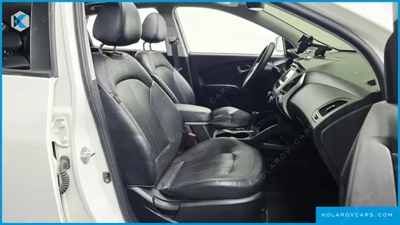 HYUNDAI TUCSON DIESEL 2WD LX20