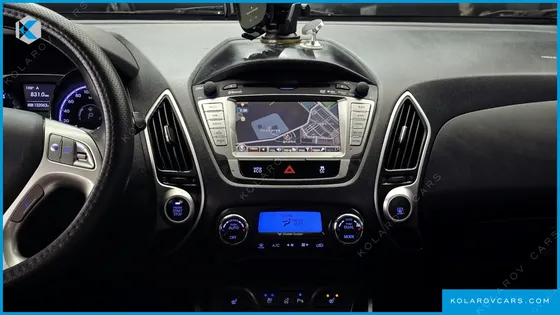 HYUNDAI TUCSON DIESEL 2WD LX20