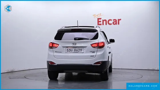 HYUNDAI TUCSON DIESEL 4WD LX20