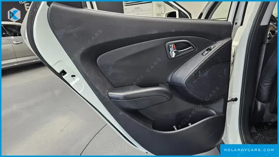 HYUNDAI TUCSON DIESEL 4WD LX20