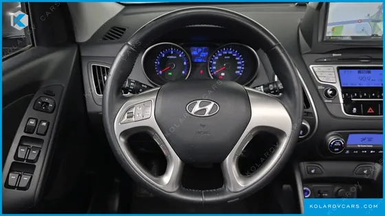 HYUNDAI TUCSON DIESEL 2WD LX20