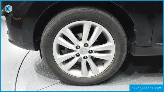 HYUNDAI TUCSON DIESEL 2WD LX20