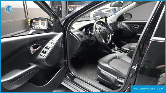 HYUNDAI TUCSON DIESEL 2WD LX20