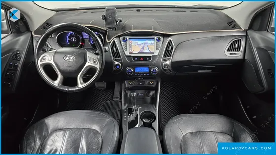 HYUNDAI TUCSON DIESEL 2WD LX20