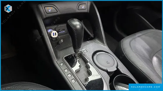 HYUNDAI TUCSON DIESEL 2WD LX20