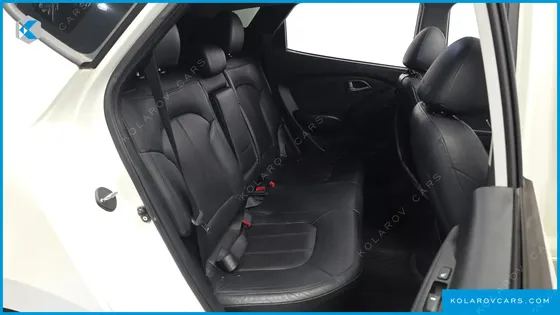 HYUNDAI TUCSON DIESEL 2WD LX20