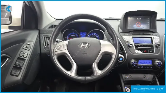 HYUNDAI TUCSON DIESEL 2WD LX20