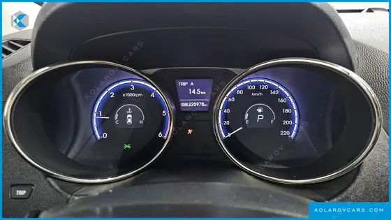 HYUNDAI TUCSON DIESEL 2WD LX20