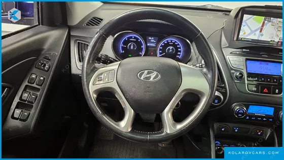 HYUNDAI TUCSON DIESEL 4WD LX20