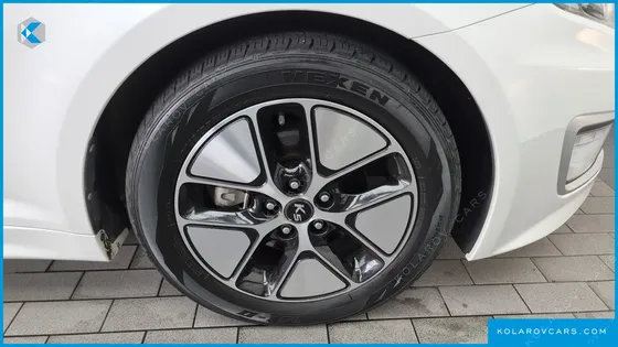 KIA K5 PRESTIGE