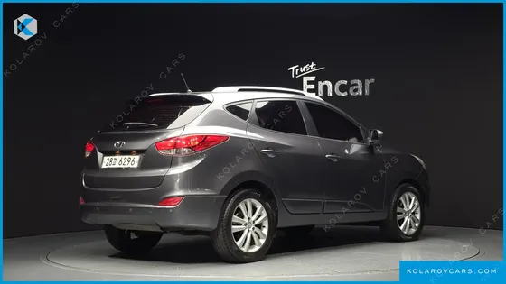HYUNDAI TUCSON DIESEL 2WD LX20