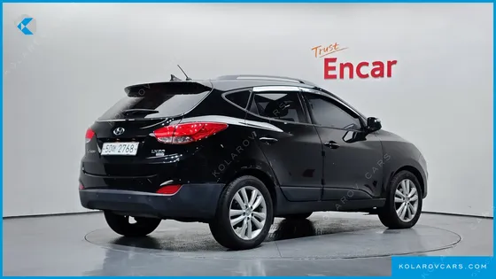 HYUNDAI TUCSON DIESEL 2WD LX20