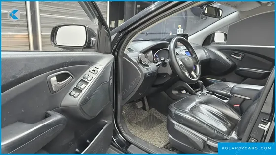 HYUNDAI TUCSON DIESEL 2WD LX20