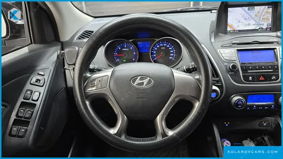 HYUNDAI TUCSON DIESEL 2WD LX20