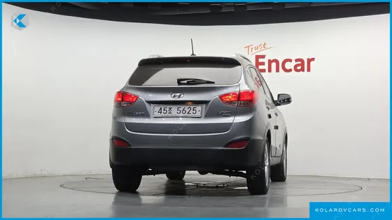 HYUNDAI TUCSON DIESEL 2WD LX20