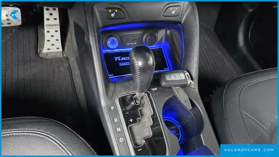 HYUNDAI TUCSON DIESEL 2WD LX20