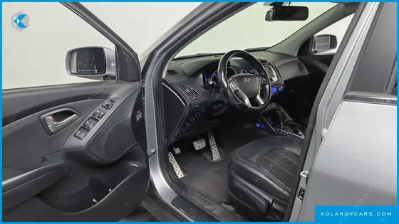 HYUNDAI TUCSON DIESEL 2WD LX20