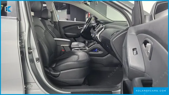 HYUNDAI TUCSON DIESEL 2WD LX20