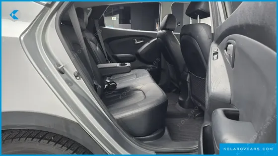 HYUNDAI TUCSON DIESEL 2WD LX20