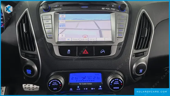 HYUNDAI TUCSON DIESEL 2WD LX20