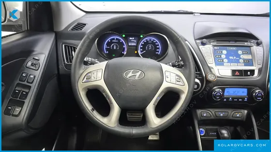 HYUNDAI TUCSON DIESEL 2WD LX20