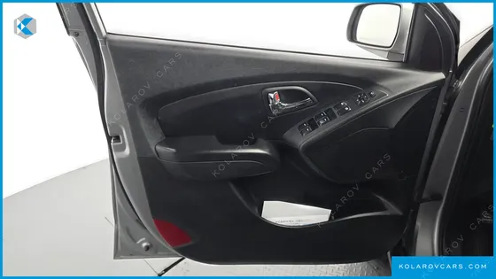 HYUNDAI TUCSON DIESEL 2WD LX20