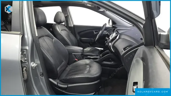 HYUNDAI TUCSON DIESEL 2WD LX20