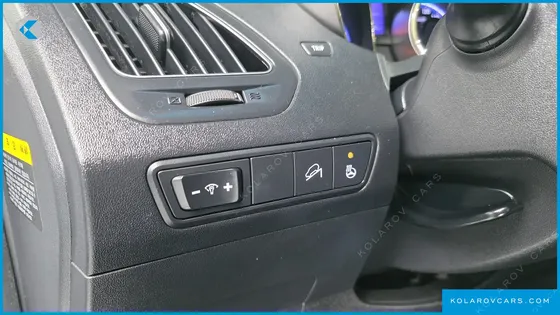 HYUNDAI TUCSON DIESEL 2WD LX20