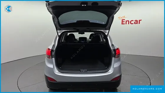 HYUNDAI TUCSON DIESEL 2WD LX20