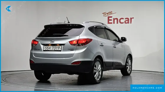 HYUNDAI TUCSON DIESEL 2WD LX20
