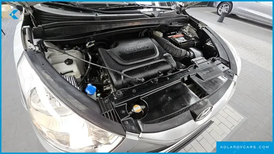 HYUNDAI TUCSON DIESEL 2WD LX20