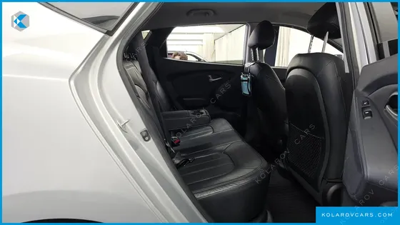 HYUNDAI TUCSON DIESEL 2WD LX20