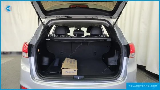 HYUNDAI TUCSON DIESEL 2WD LX20