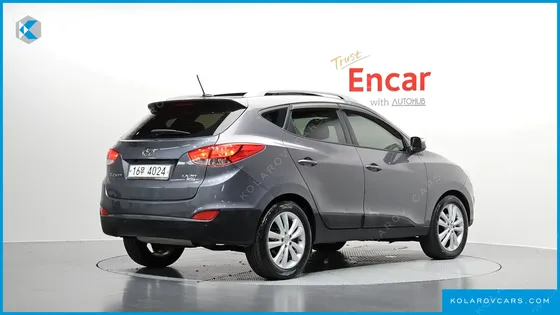 HYUNDAI TUCSON DIESEL 2WD LX20