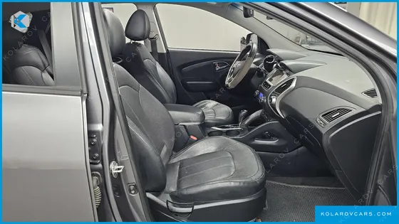 HYUNDAI TUCSON DIESEL 2WD LX20