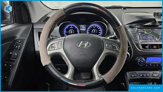HYUNDAI TUCSON DIESEL 2WD LX20