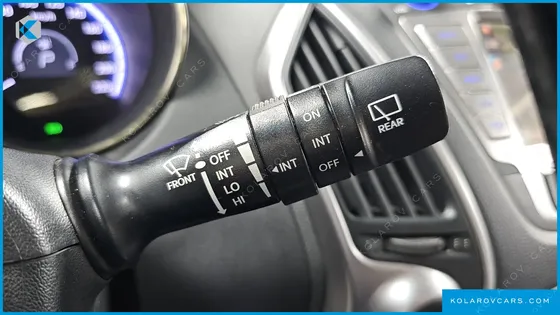 HYUNDAI TUCSON DIESEL 2WD LX20