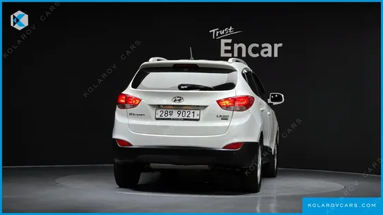 HYUNDAI TUCSON DIESEL 2WD LX20
