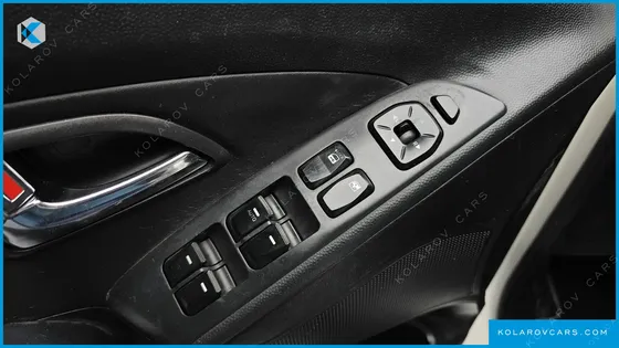 HYUNDAI TUCSON DIESEL 2WD LX20
