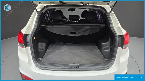 HYUNDAI TUCSON DIESEL 2WD LX20