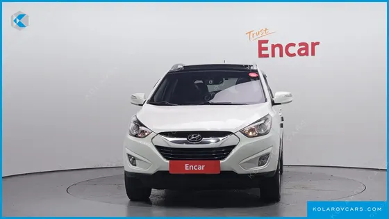 HYUNDAI TUCSON DIESEL 2WD LX20