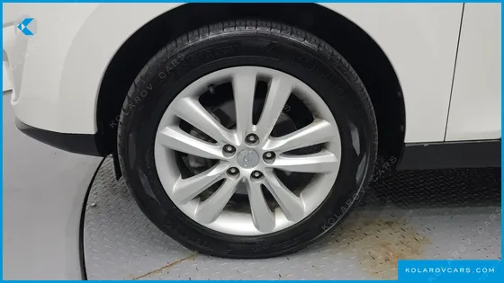 HYUNDAI TUCSON DIESEL 2WD LX20