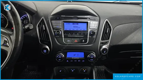 HYUNDAI TUCSON DIESEL 2WD LX20