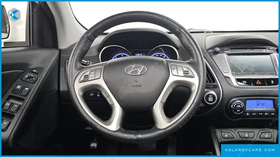 HYUNDAI TUCSON DIESEL 2WD LX20